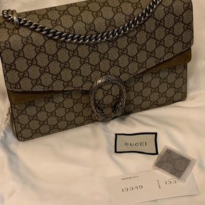 Gucci Dionysus Medium GG shoulder bag